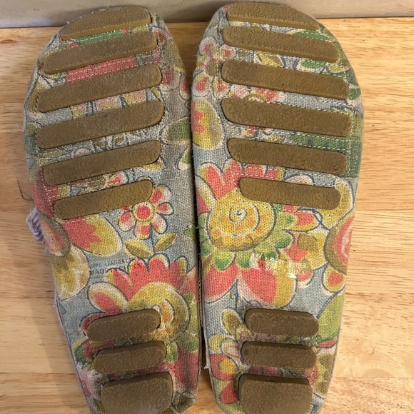 Yellow Box Kenzie Stroll Ballerina Floral Flats with Lavender Bow - Picture 4 of 7